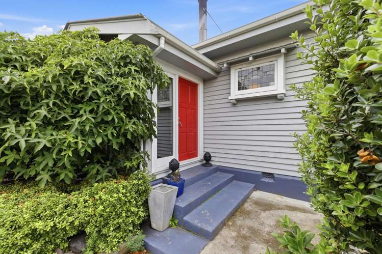 24 Birdwood Avenue Beckenham_21