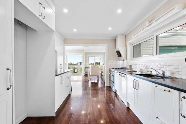 12 Glencoe Road Browns Bay_11