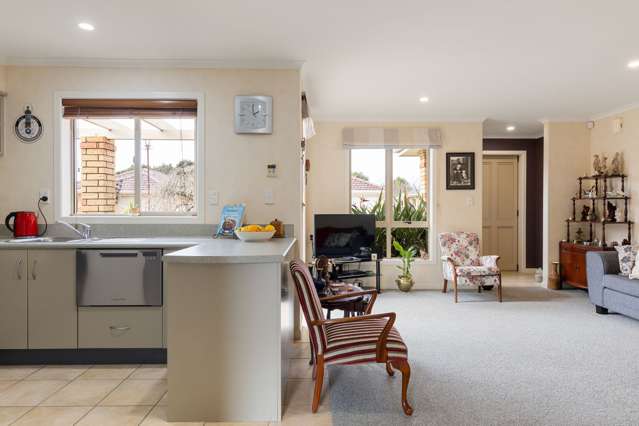 24 Sovereign Isle Lane Rototuna_4