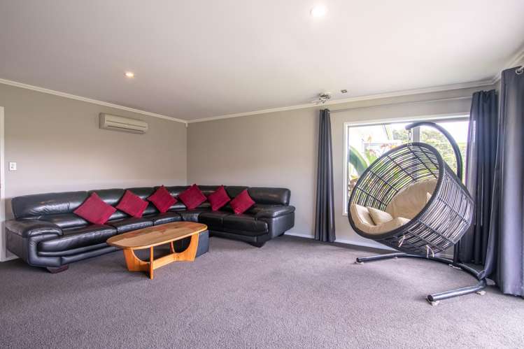 30 Lloyd Drive Wainui_17