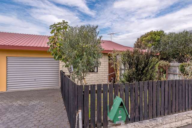 2/4 Convoy Street New Brighton_1