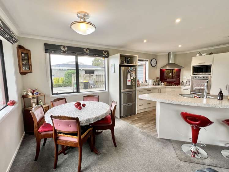 89 Layard Street Windsor_5