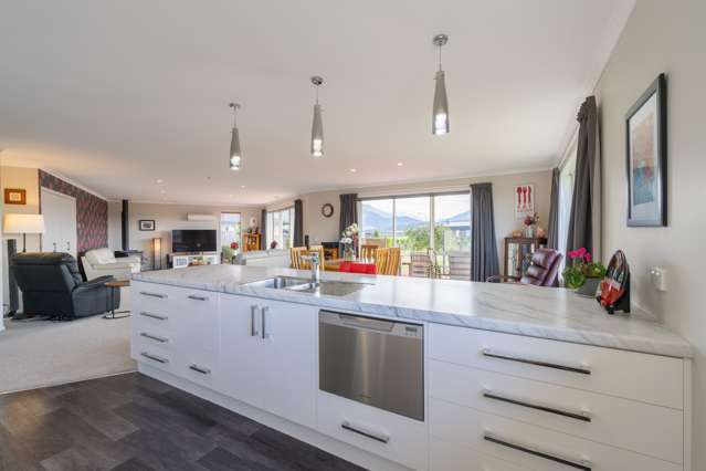 9 Hidden Lakes Avenue Te Anau_4