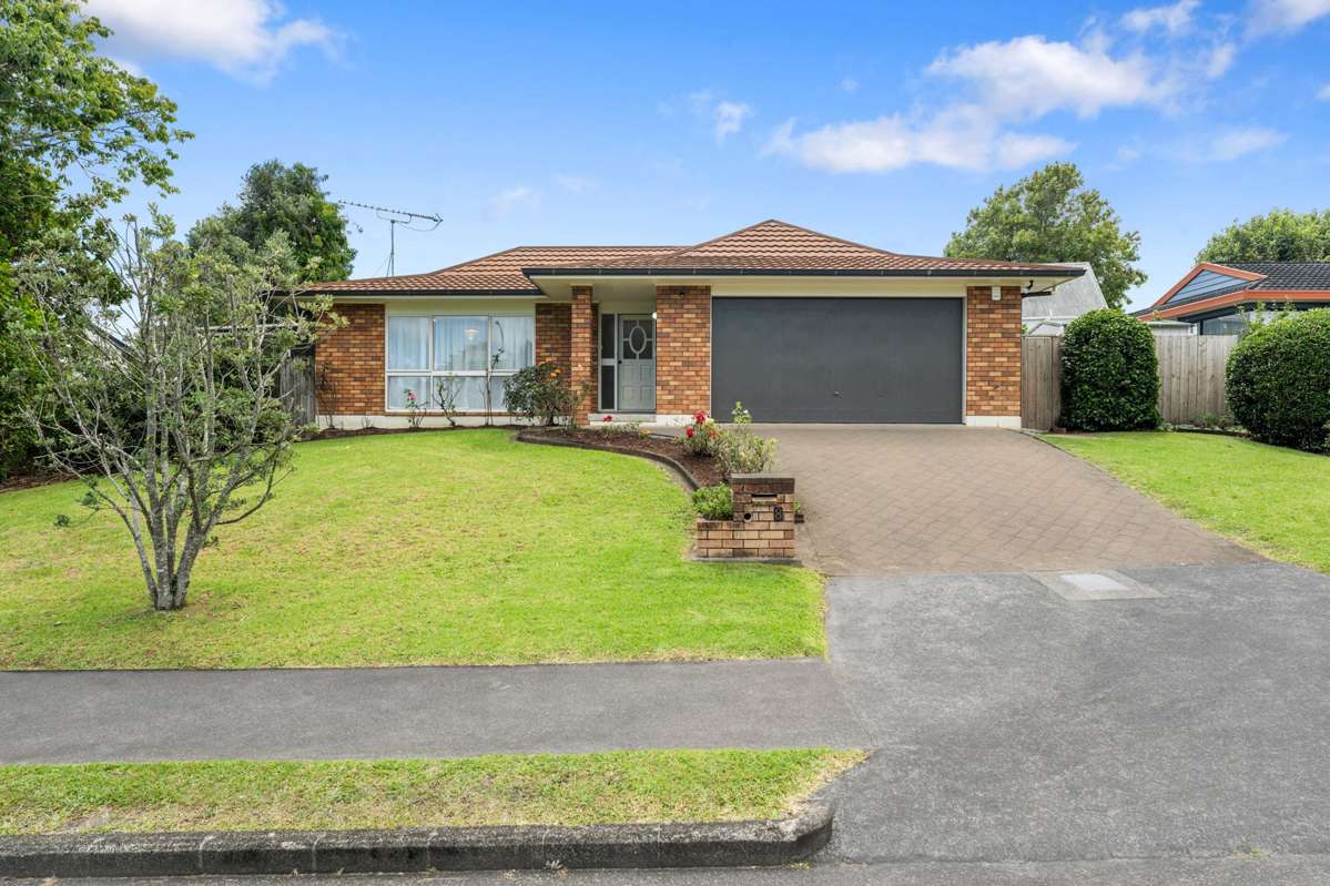 8 Kenneth Small Place_0