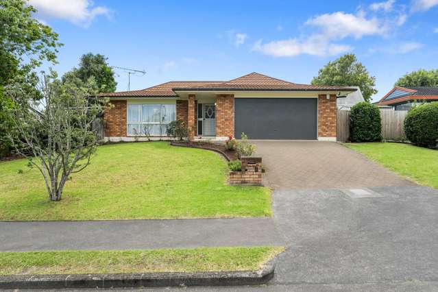 Sun-drenched, Single-level and Freehold!