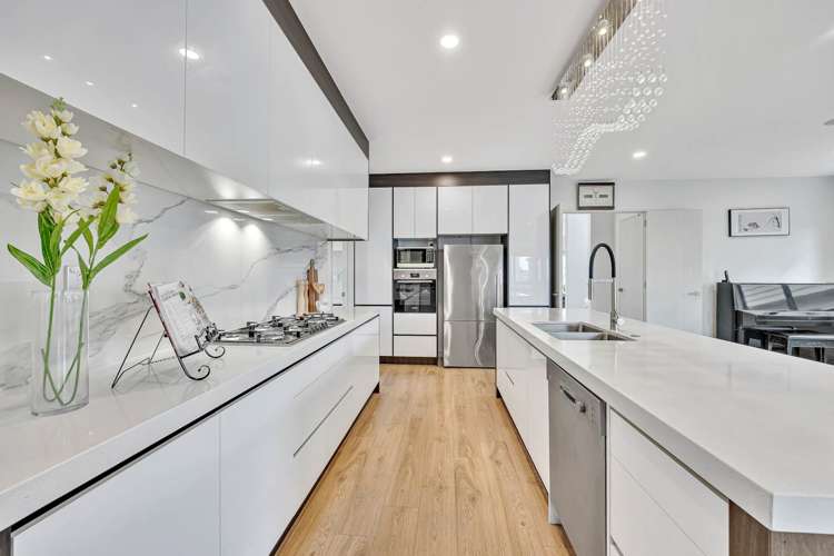 4 Clonmany Road Flat Bush_8