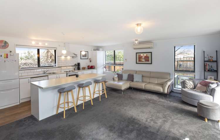 21 Millstream Drive Lincoln_6