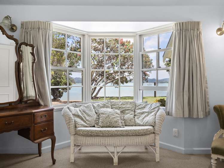 6 Paine Brown Way Russell_7