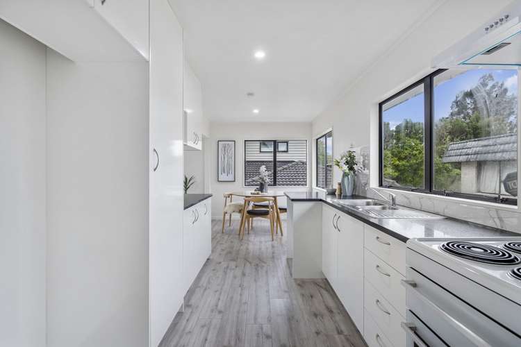 8a Landseer Place Blockhouse Bay_5