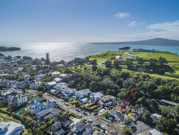 33 Jubilee Avenue Devonport_18
