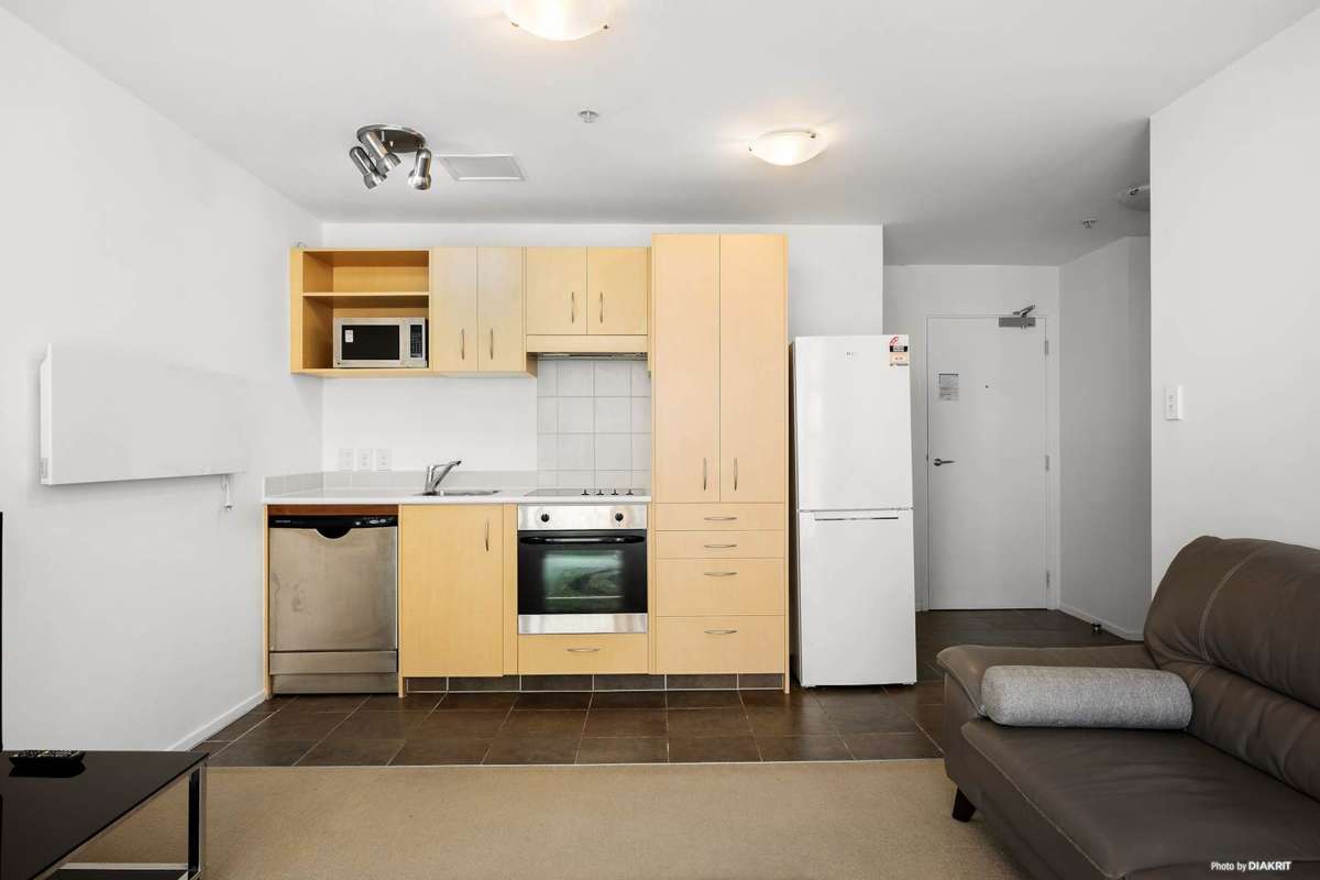 1404/1 Parliament Street_3