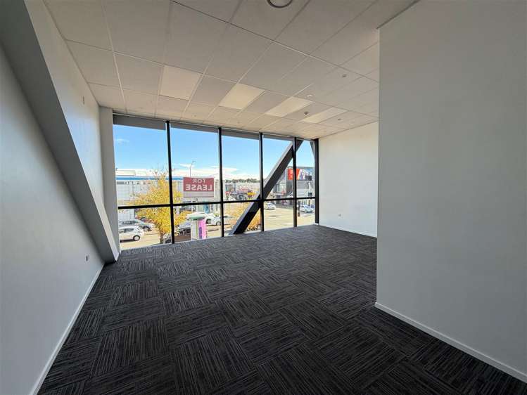95 Riccarton Road Riccarton_1