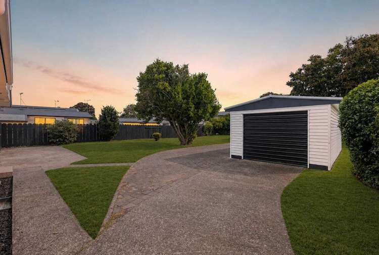 73 Lewis Street Glenview_18