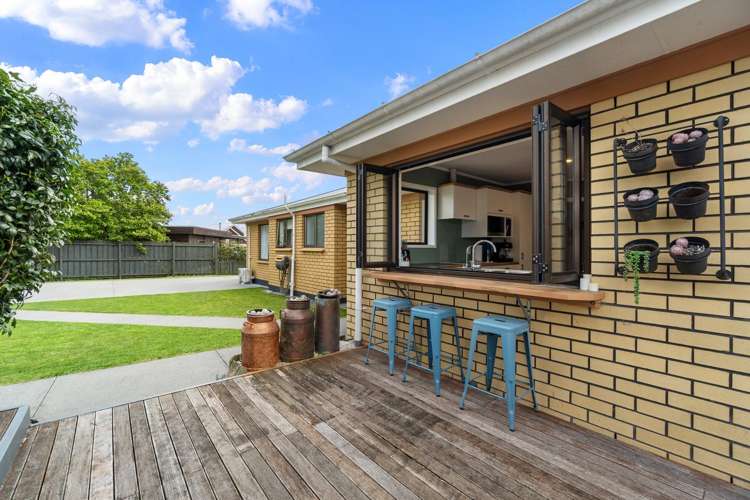 2 Sheridan Crescent Cambridge_16