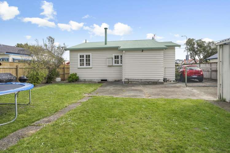 29 Wainui Road Waiwhetu_19