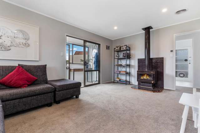 1 Oakmont Place Wattle Downs_3