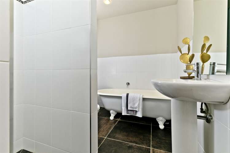 20 Carol Lee Place Albany Heights_14