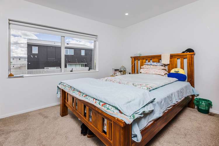 4 Rorida Lane Flat Bush_8