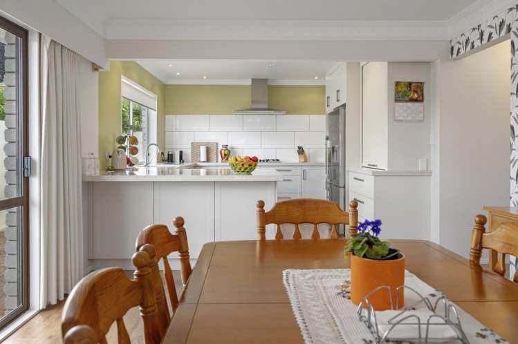 12 Kowhai Street Glenholme_13