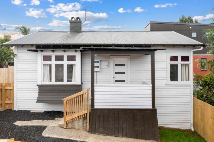 2/72 Alfriston Road Manurewa_13