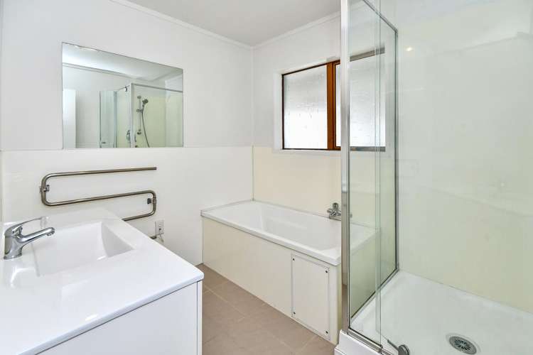 15 Honey Place Manurewa_7