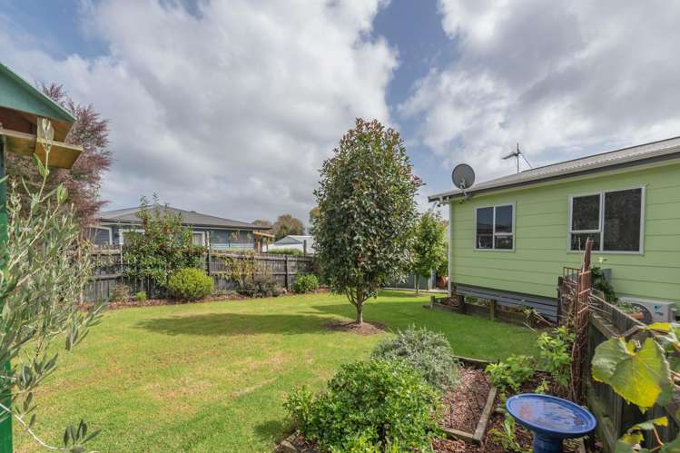 4 Cross Street Drury_18