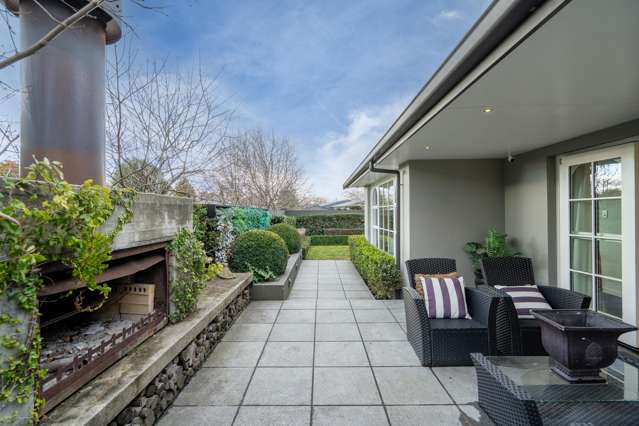Burnside High Zoned and Priced To Sell