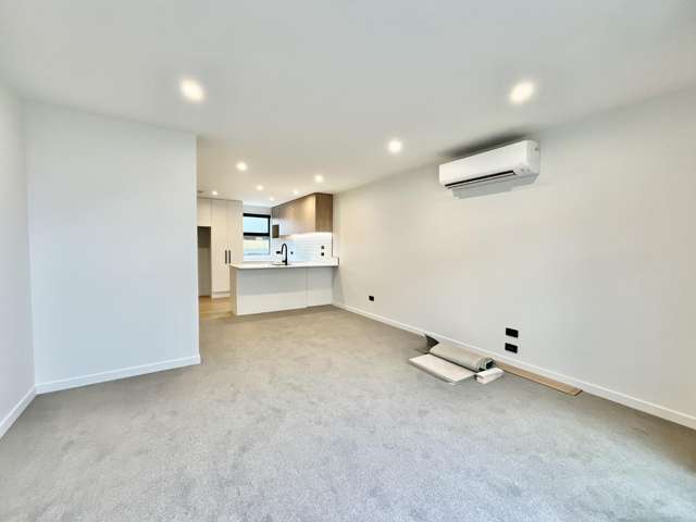 4/33 Diamond Avenue 10222_3