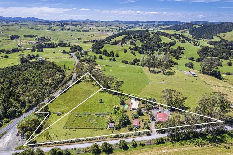 1610 Paparoa-Oakleigh Road_0
