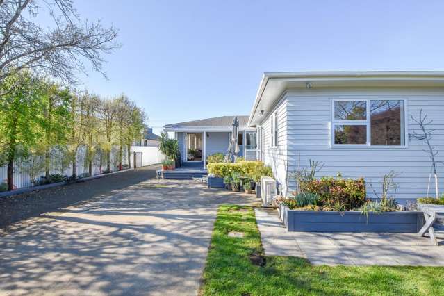 374 High Street South Carterton_1