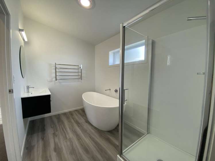 48a Kent Avenue 1234_9