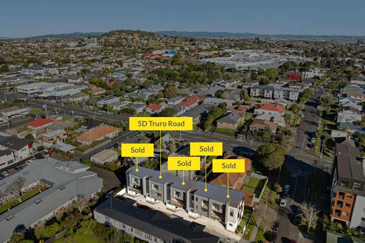 5D Truro Road Sandringham_1