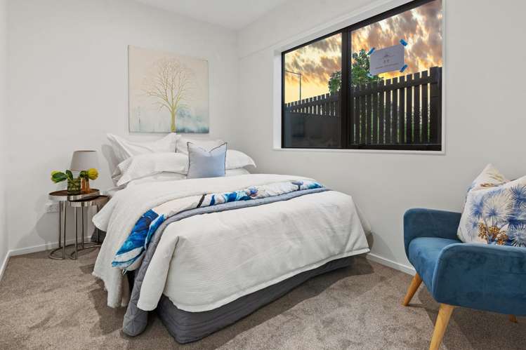 87 Joshua Carder Drive Hobsonville_14