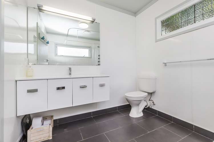 18 Milton Street Berhampore_9