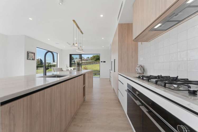 2 Anehana Place Stanmore Bay_8