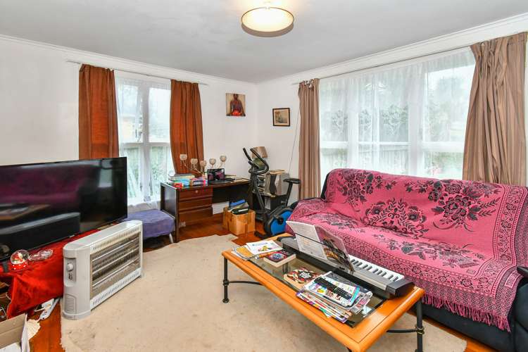 11 Emere Place Meremere_1