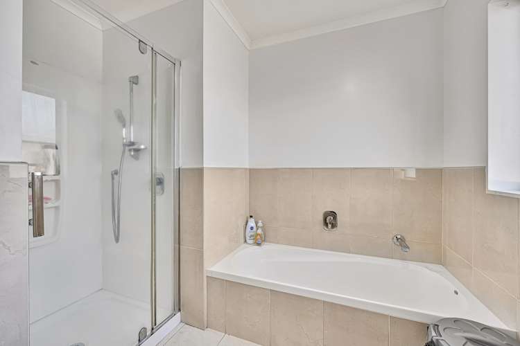 52 Magic Way Randwick Park_17