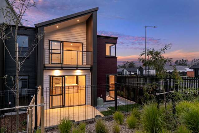 47 Spars Road Wainui_1