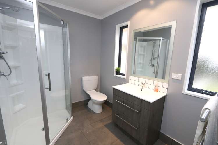 24 Coniston Drive Allenton_17