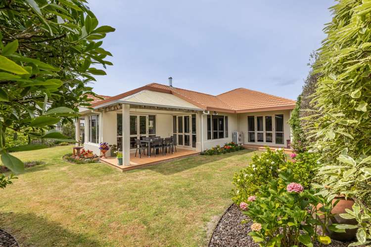 11 Bishops Close Greenmeadows_24