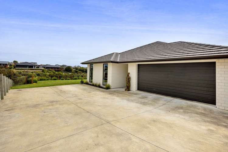 8a Jules Crescent Bell Block_27