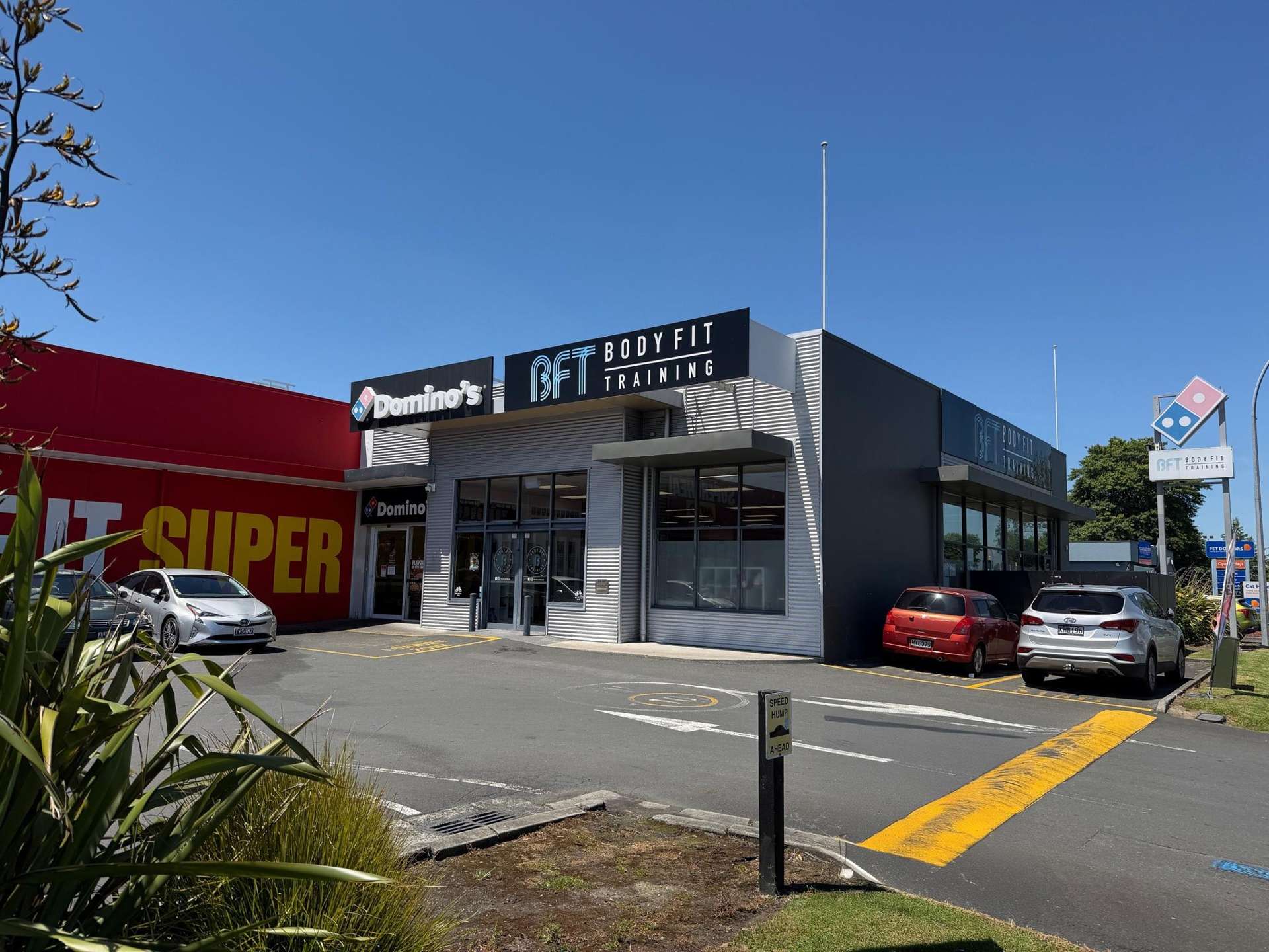 Unit 3/11 Willoughby Street Hamilton Central_0