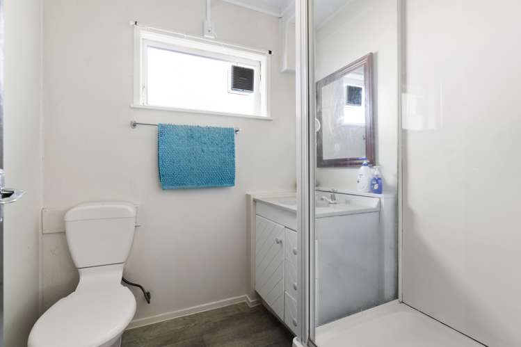 1/106 Barrack Road Mount Wellington_9