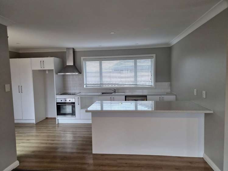 100 Willryan Avenue_0