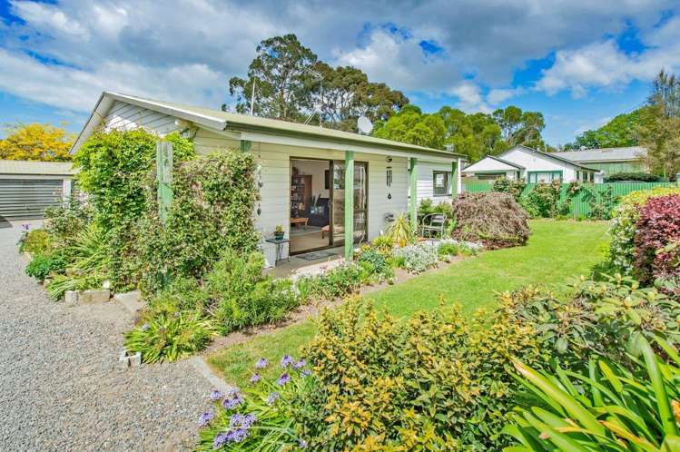 8 Saint James Street Southbridge_15