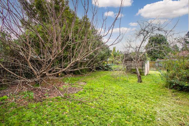 86 Point England Road Point England_21