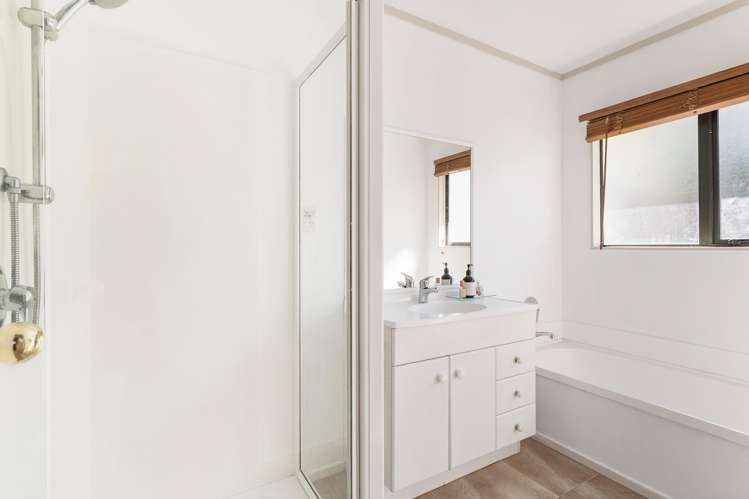 15 Toomer Place Beachlands_17