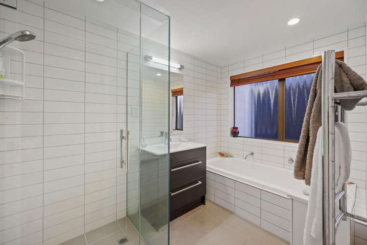 188 Prince Regent Drive Farm Cove_29