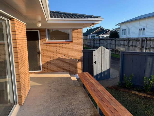 1/46 Tawhiri Road One Tree Hill_2