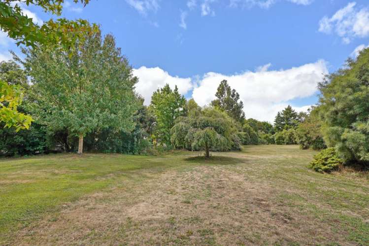 49 Chinnerys Road Woodend_17